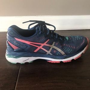 Asics Kayano size 9 womens running shoes